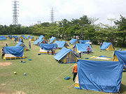 キャンプ（テント設営）